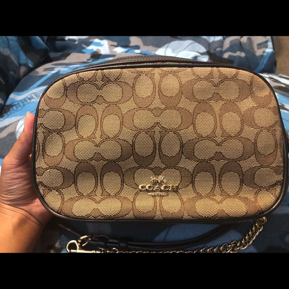 sling bag - Picture 2 of 6